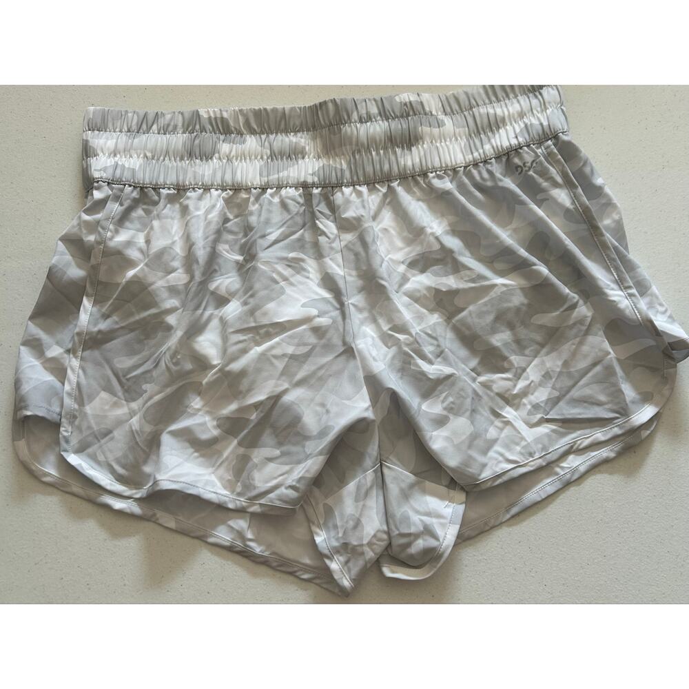 DSG Women’s Camo Running Shorts Light Gray Size L NWT High Rise 3” Stride
